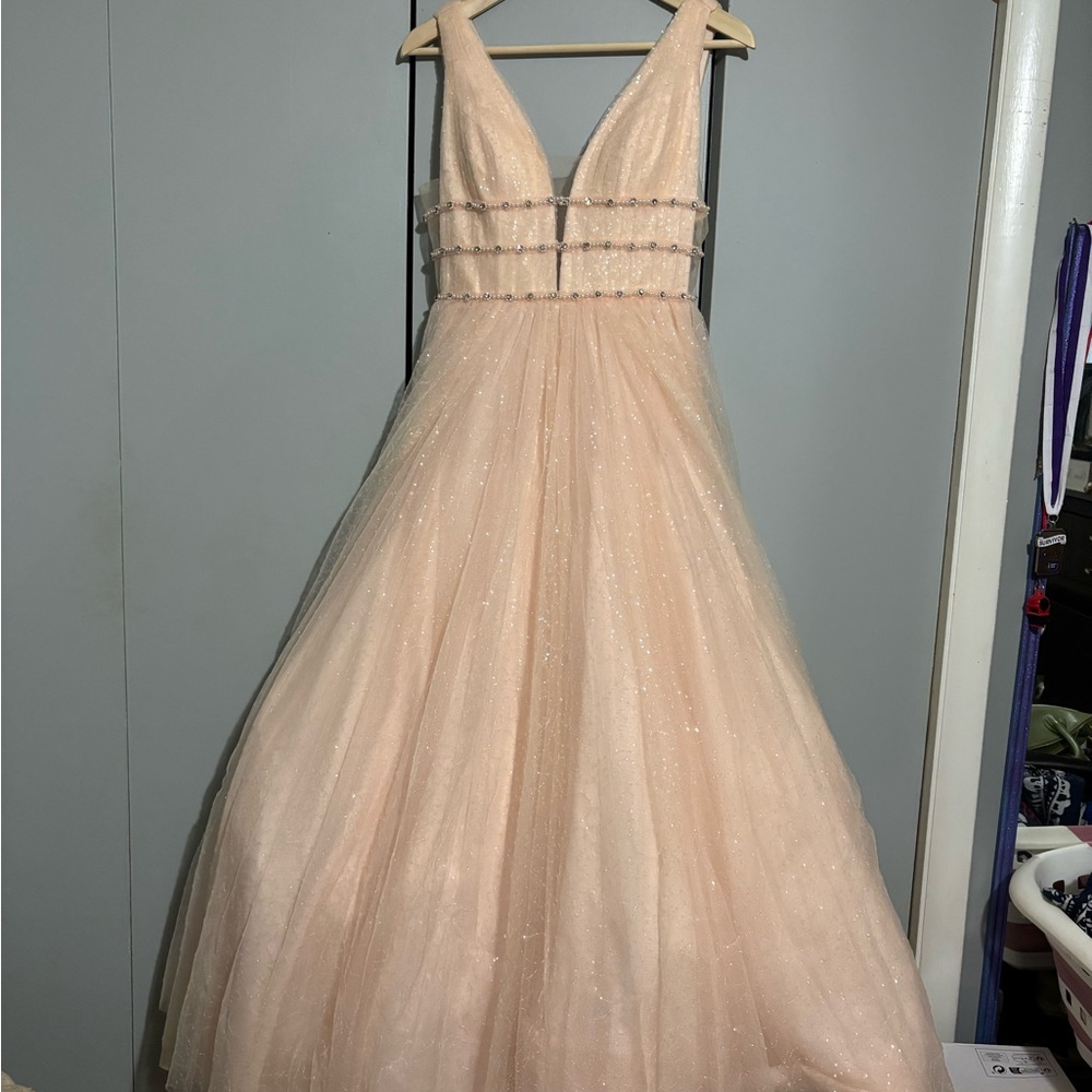 Sherri Hill Gold and Pink V-Neck Sleeveless Prom Gown